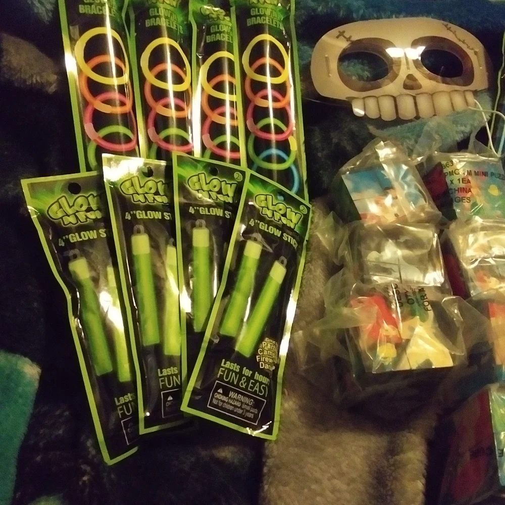 60pcs+ bundle great party supply lot